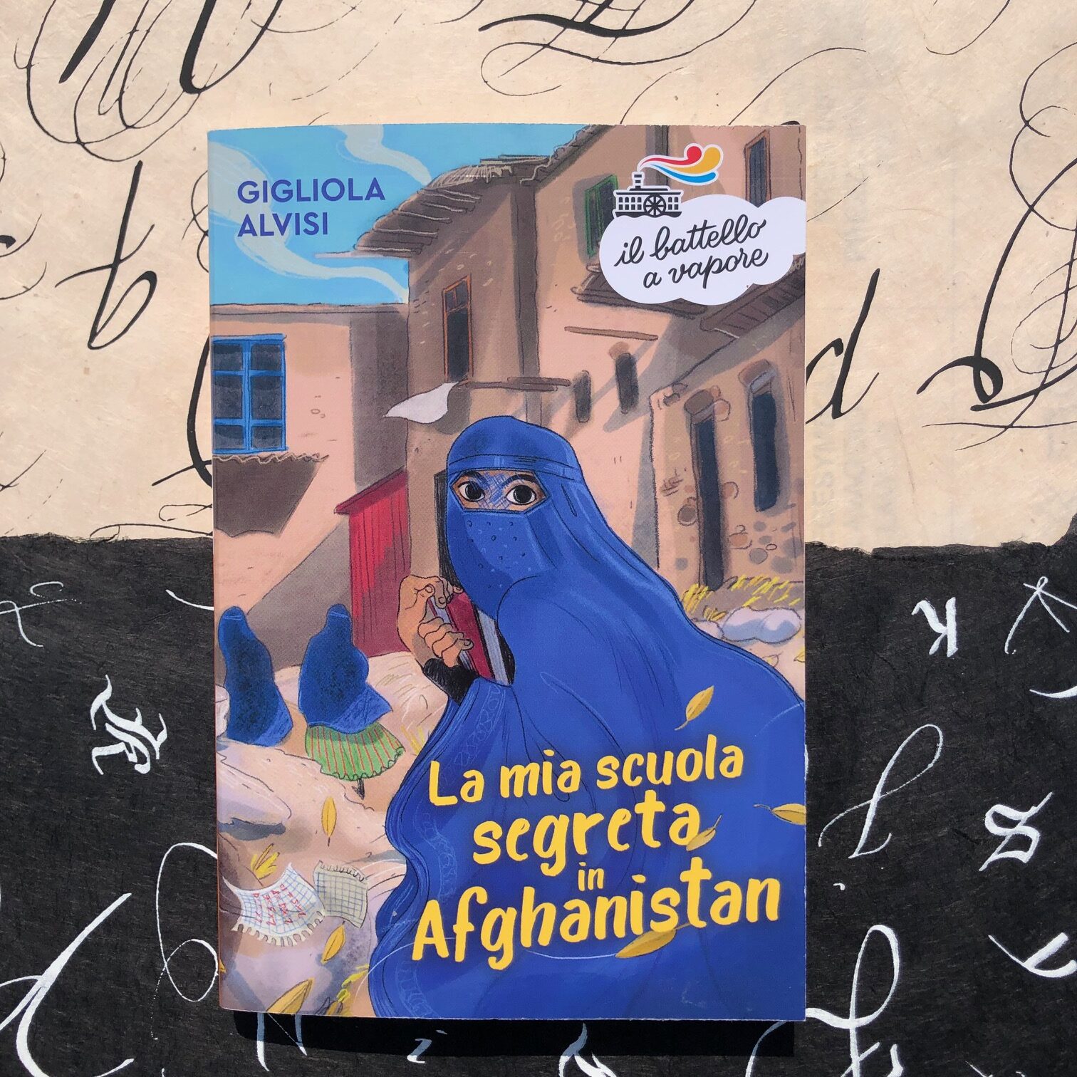 La mia scuola segreta in Afghanistan : Alvisi, Gigliola, Regni, Angelica:  : Libri